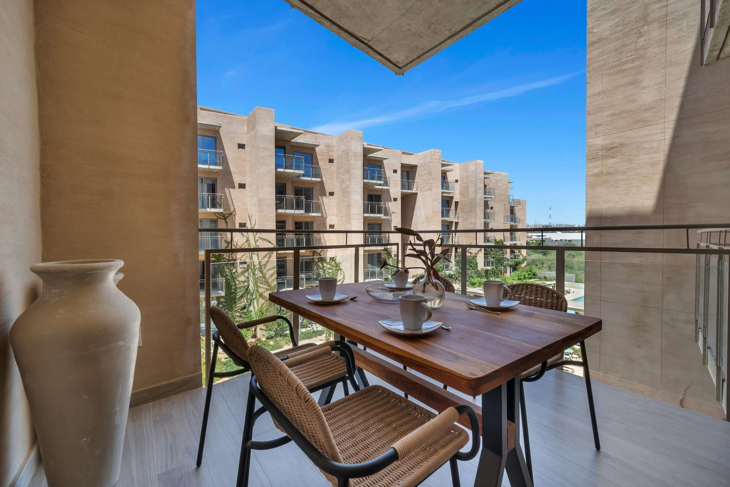 2BD UPPER B3-05 #13