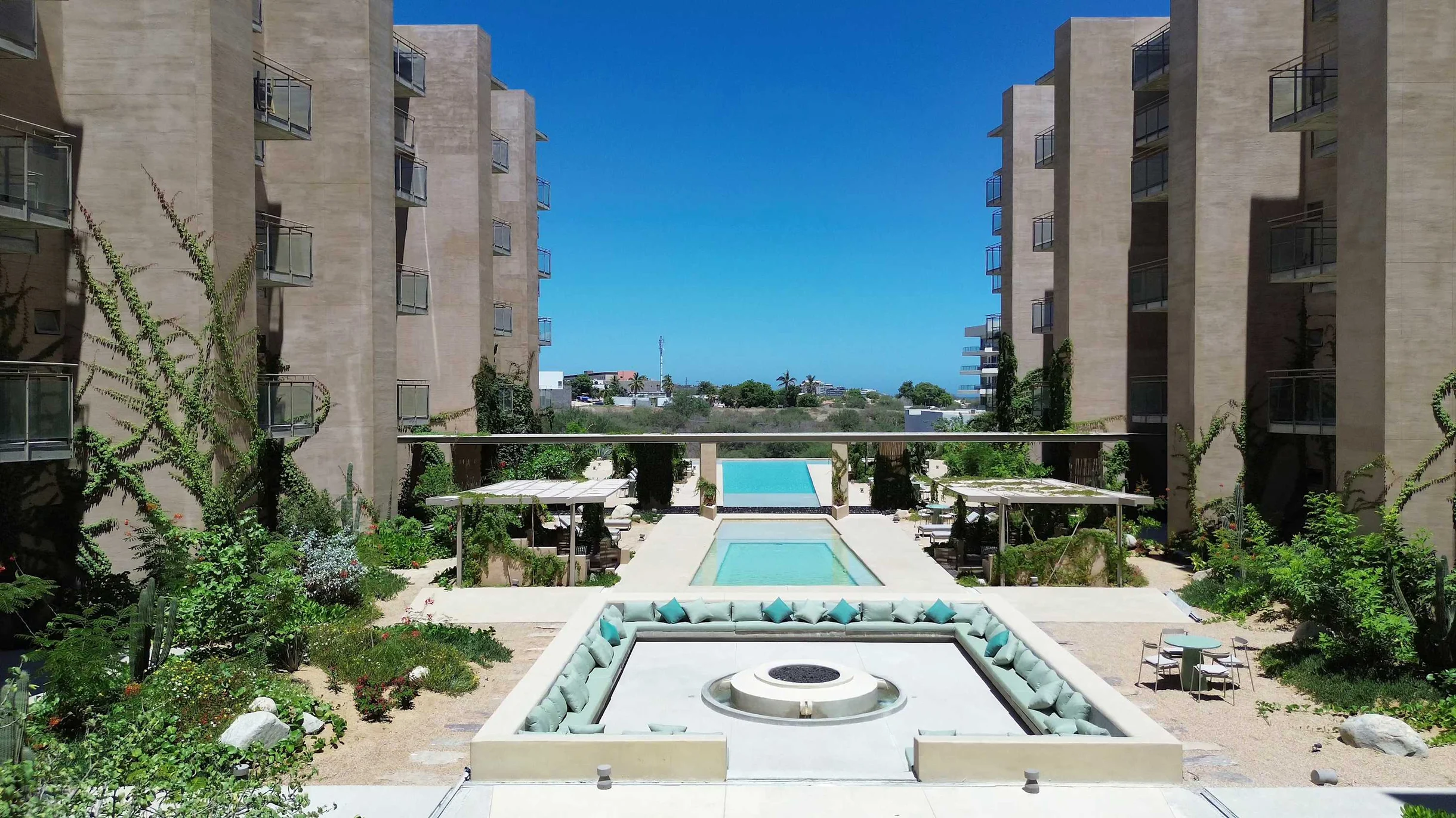 2BD UPPER B3-05 #18