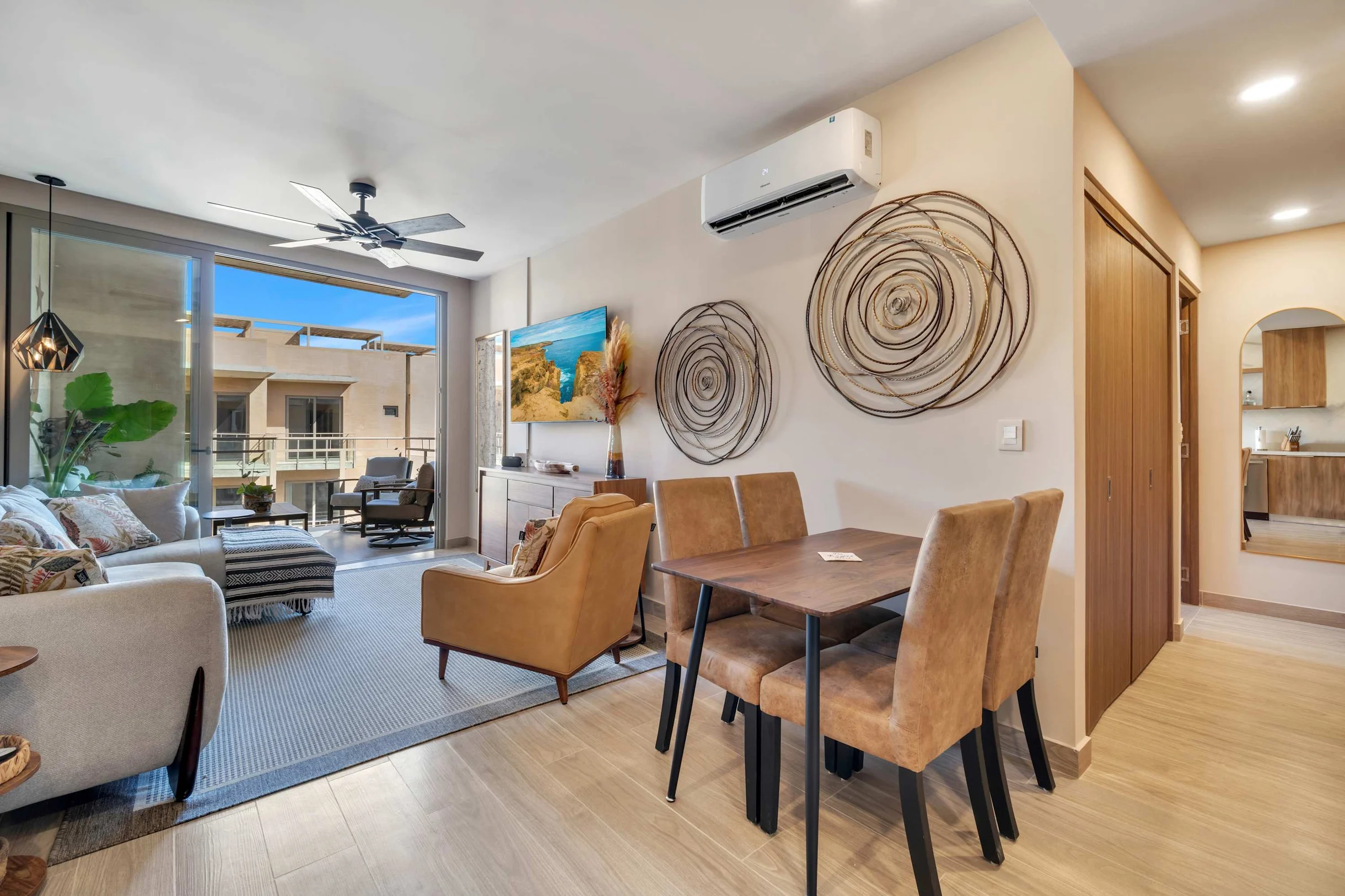 2BD PENTHOUSE B5-04 #1