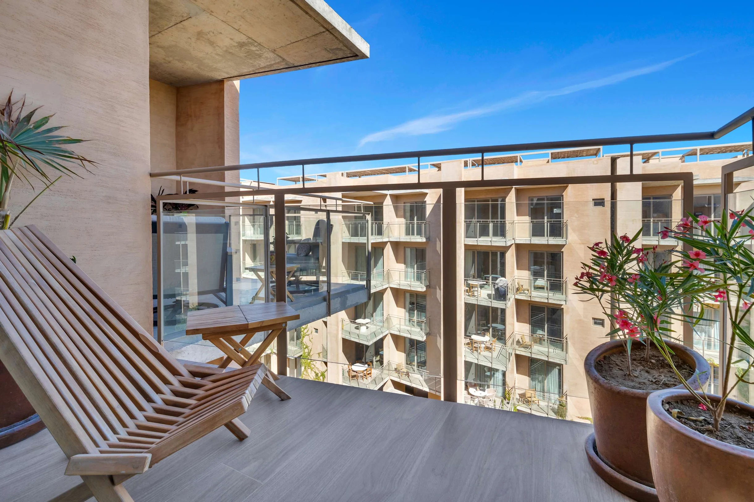 2BD PENTHOUSE B5-04 #32