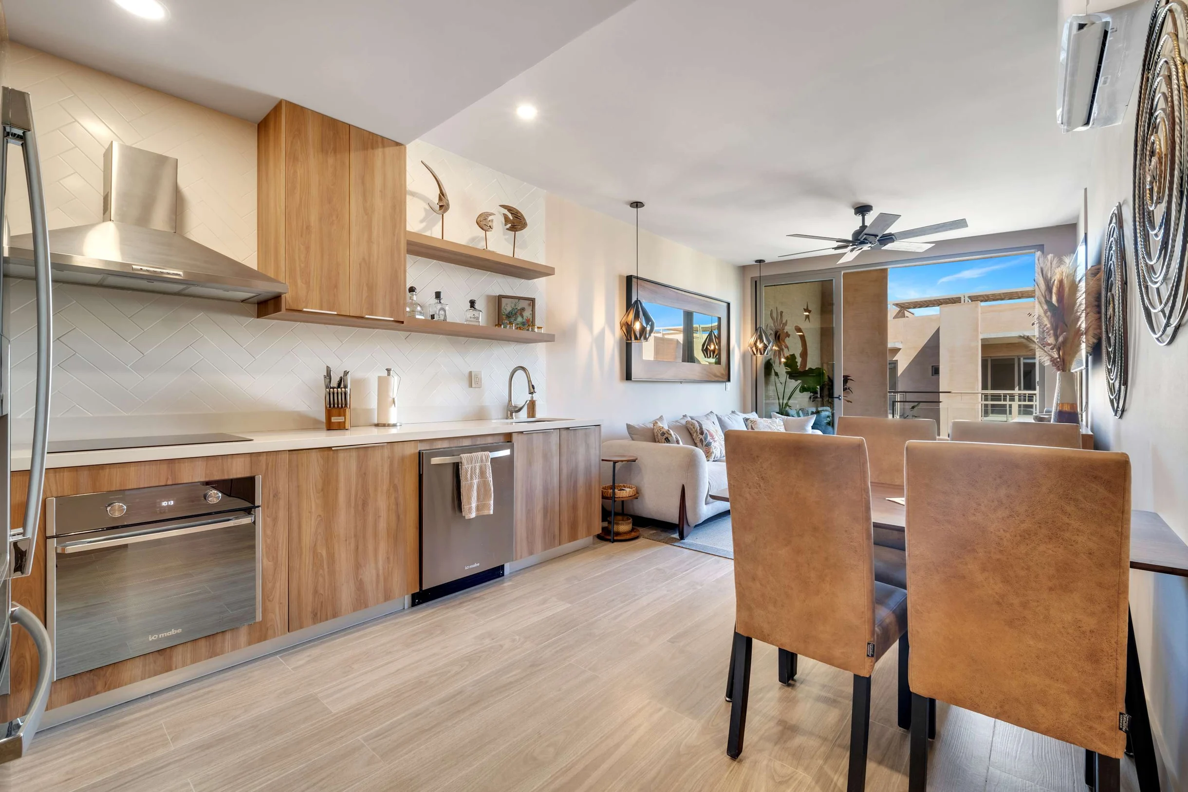 2BD PENTHOUSE B5-04 #22