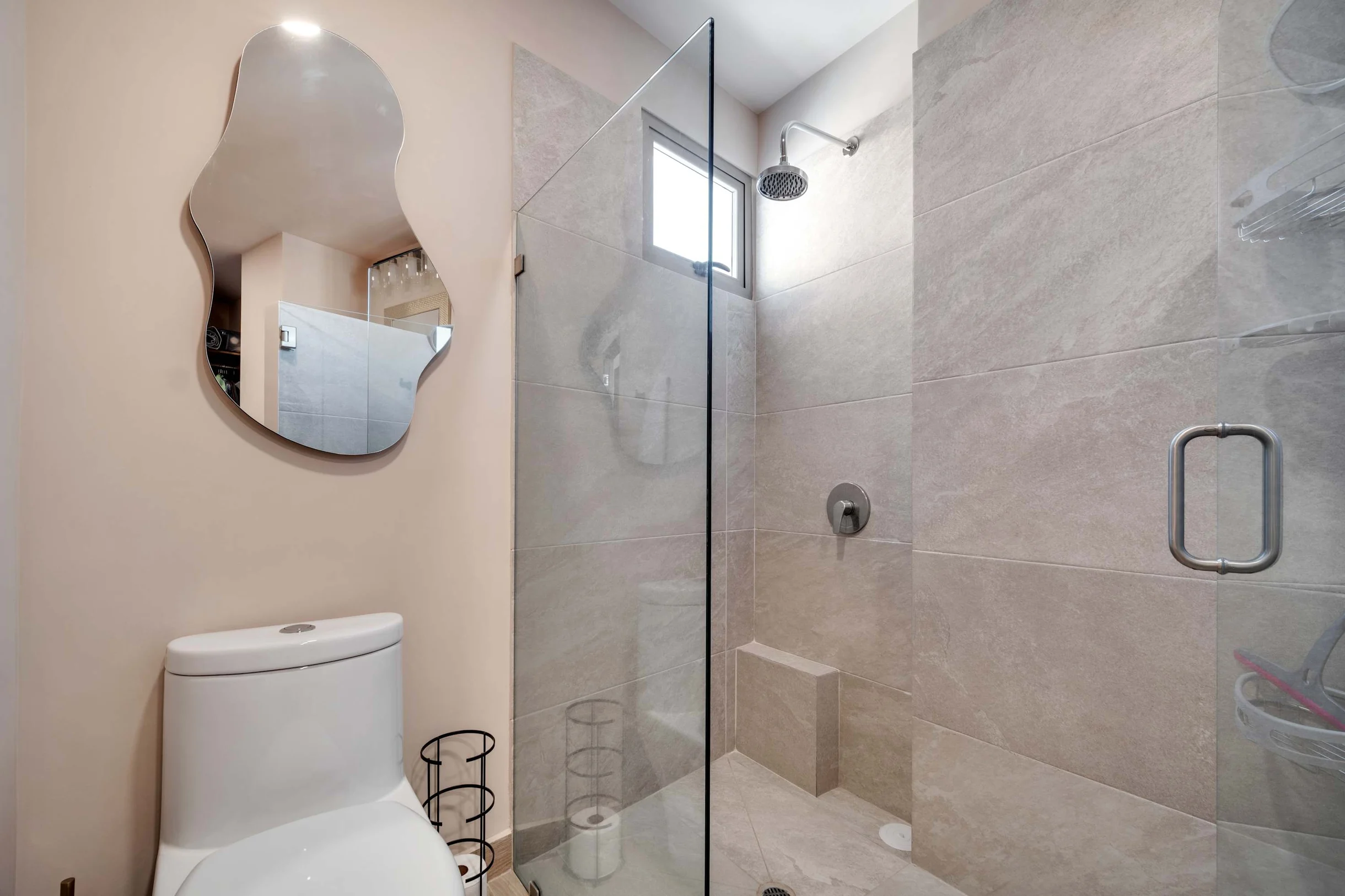 2BD PENTHOUSE B5-04 #26