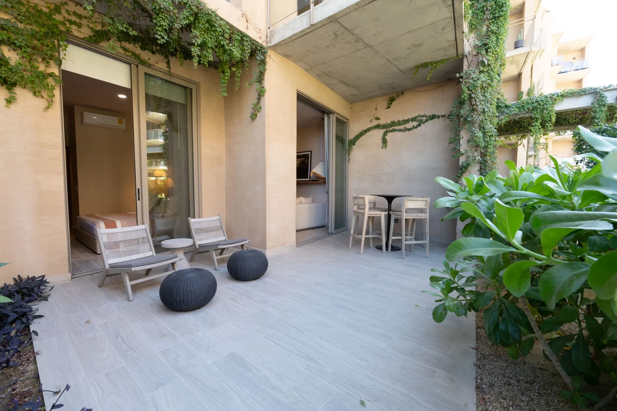 2BD GROUND B1-07 #51