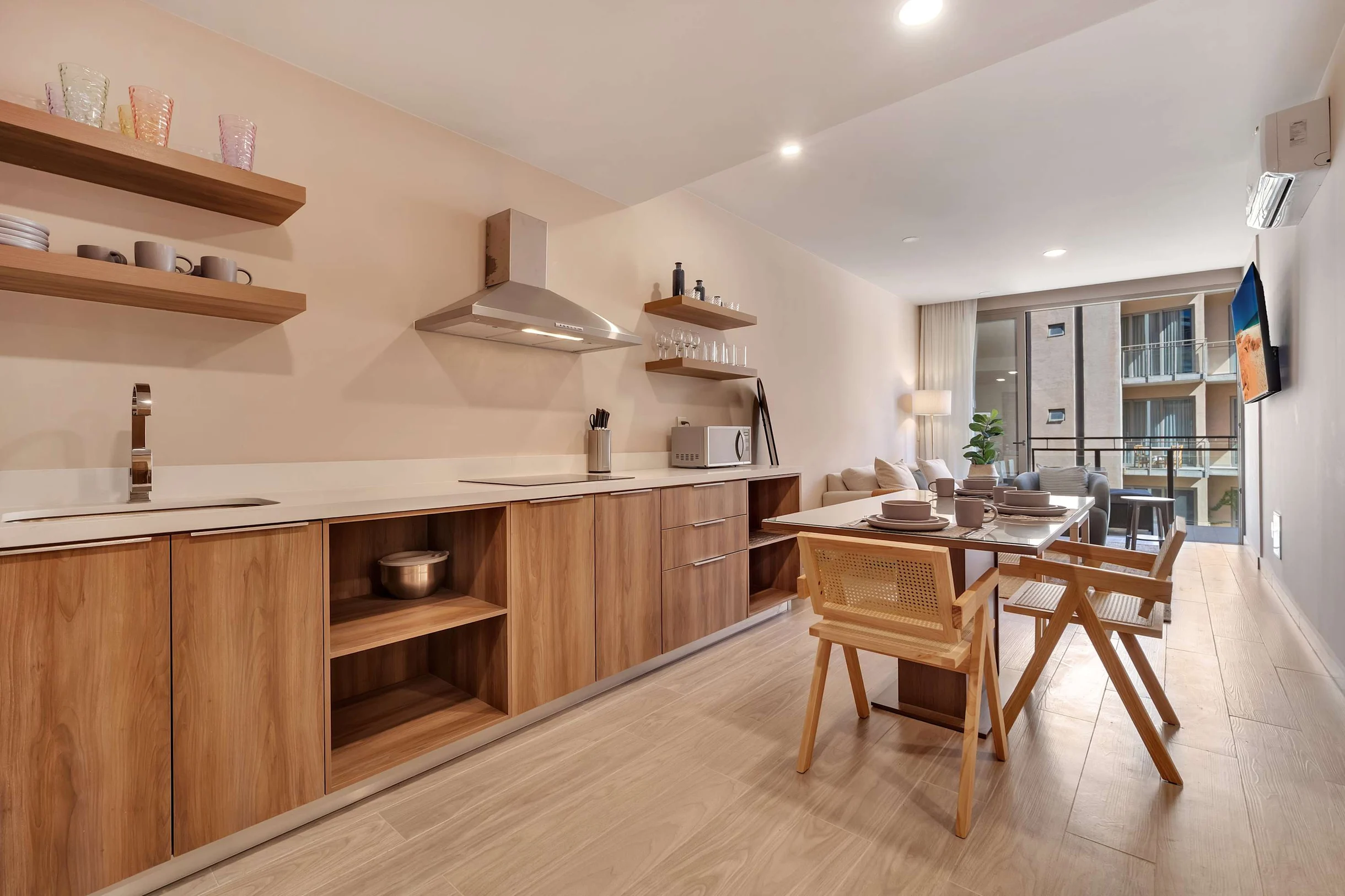 2BD UPPER B3-02 #20