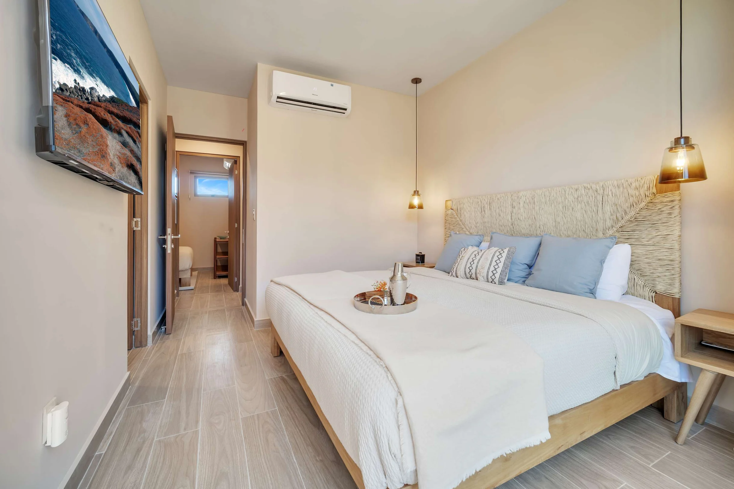2BD UPPER B4-04 #6