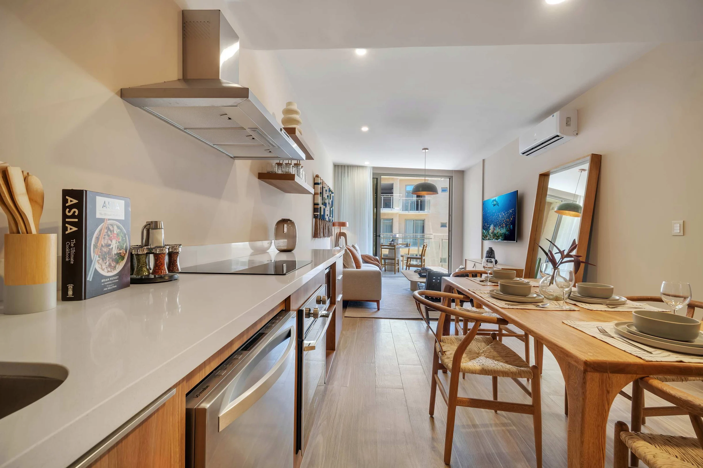 2BD UPPER B4-04 #26