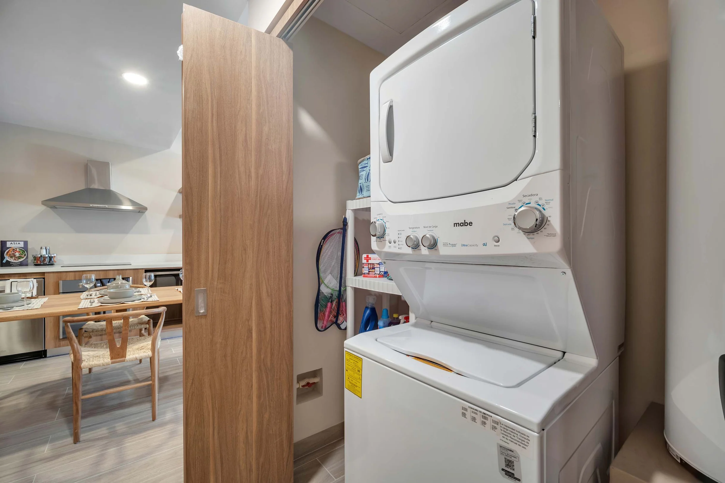2BD UPPER B4-04 #12
