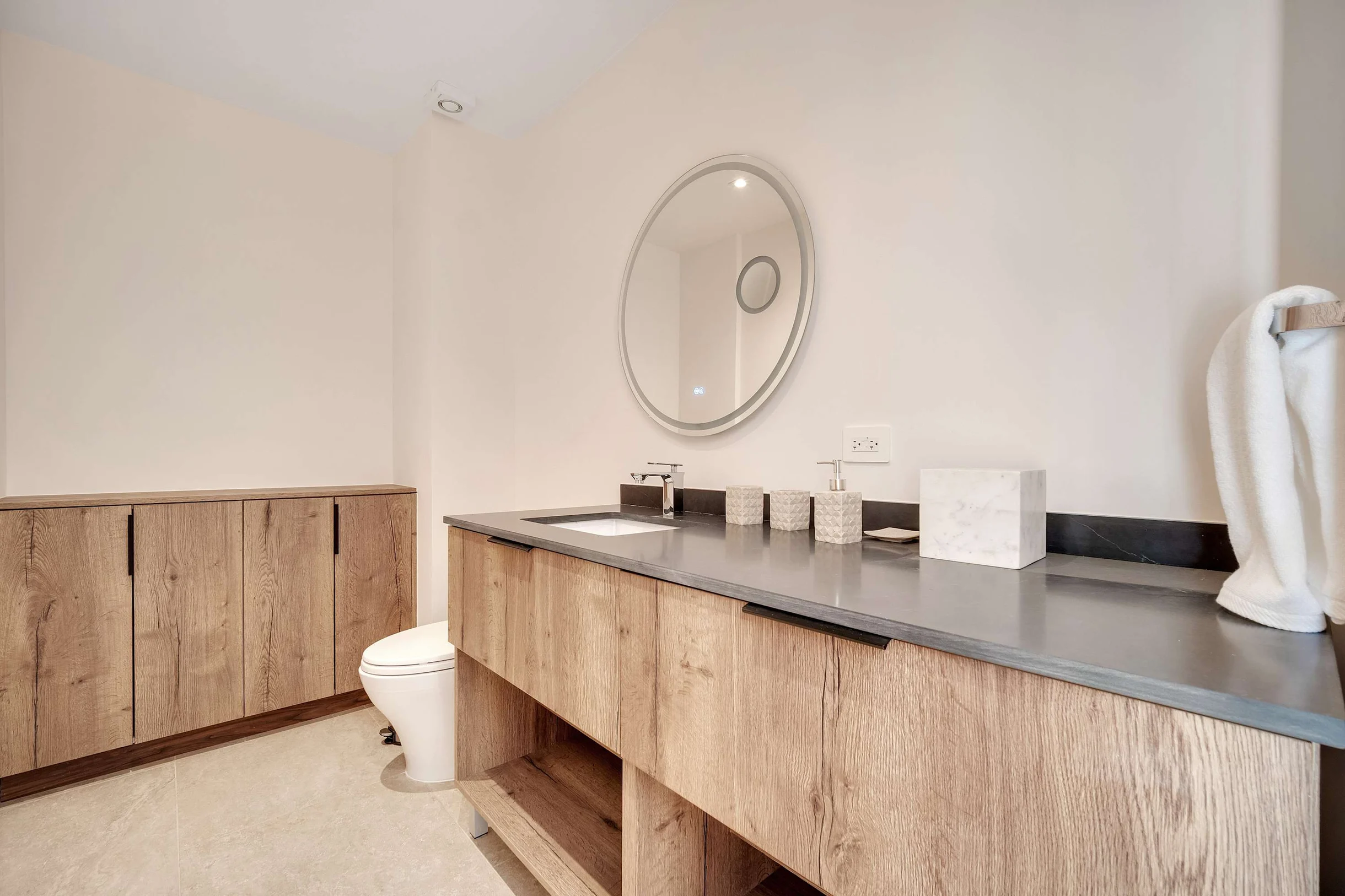 2 BR OV PH #30
