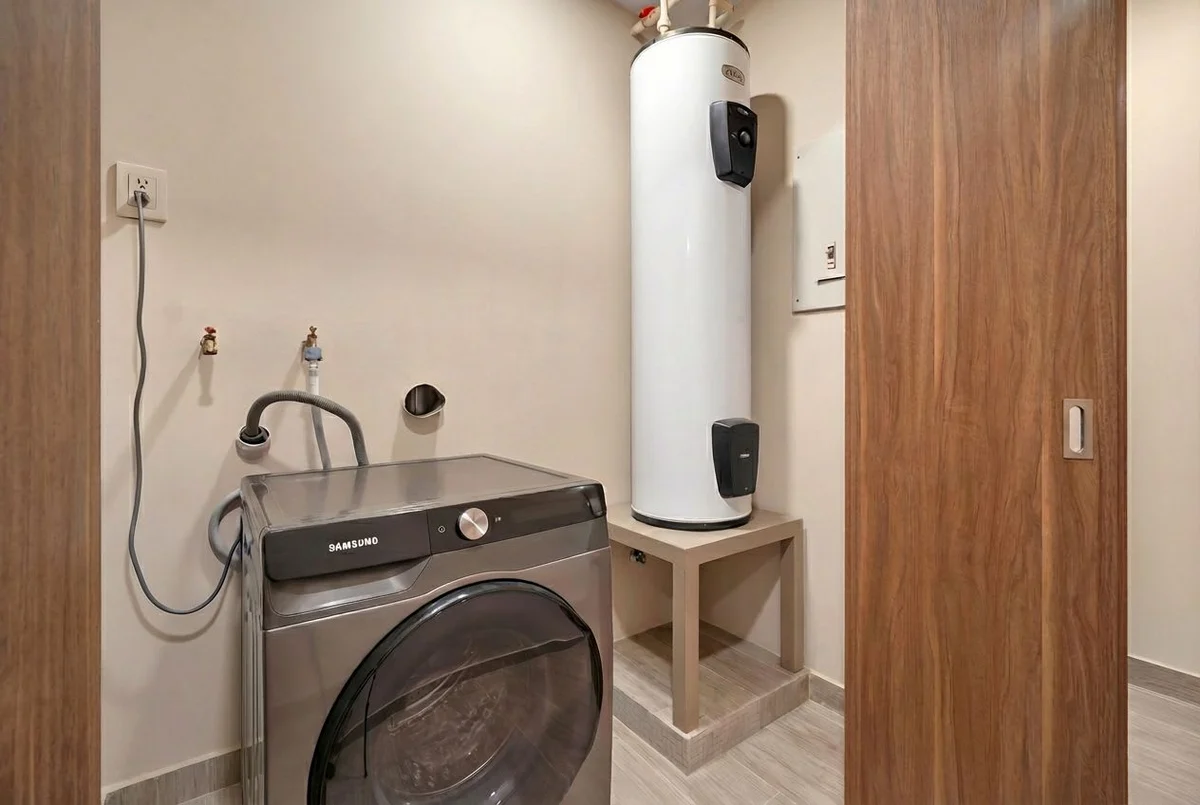 B302 #10