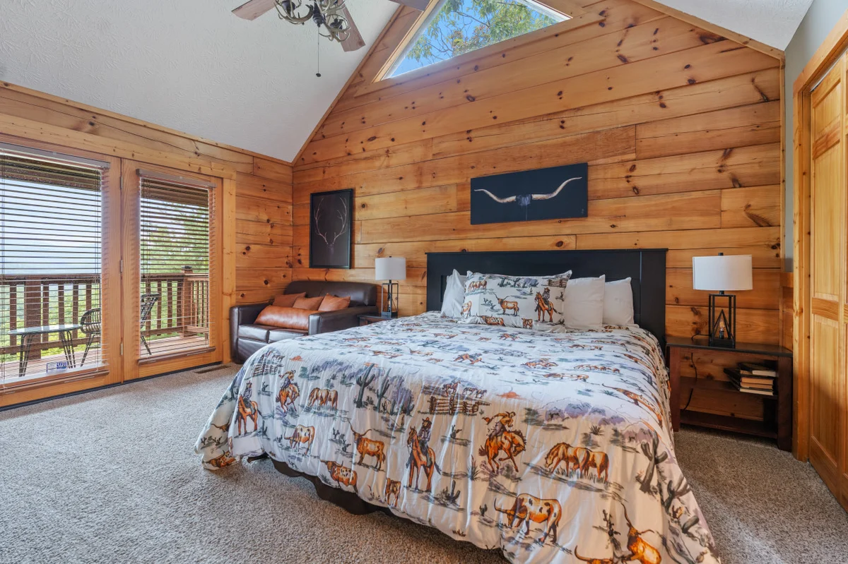 Big Buck Lodge  Smoky Mountain Views - Hot Tub - within 2.5 miles to downtown Gatlinburg. #6