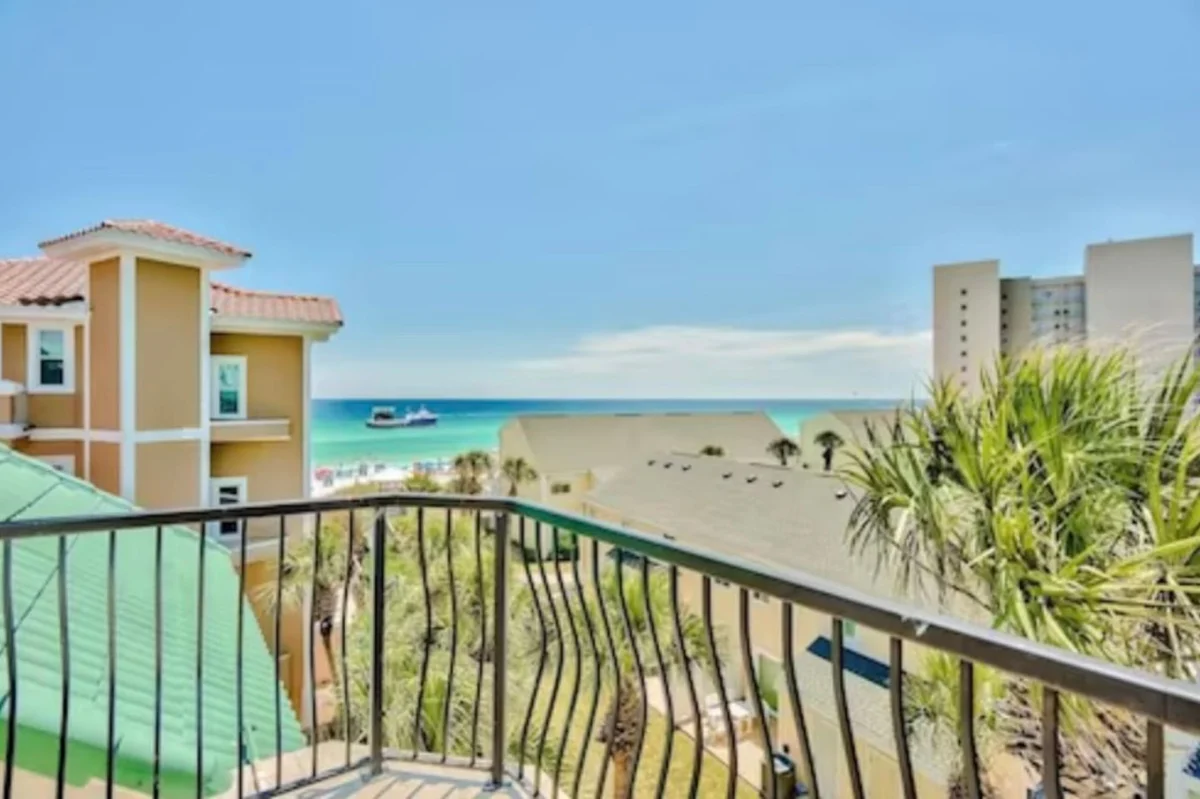 Private Pool - Hot Tub - Gulf Views - Walk to Beach - Chairs included #9