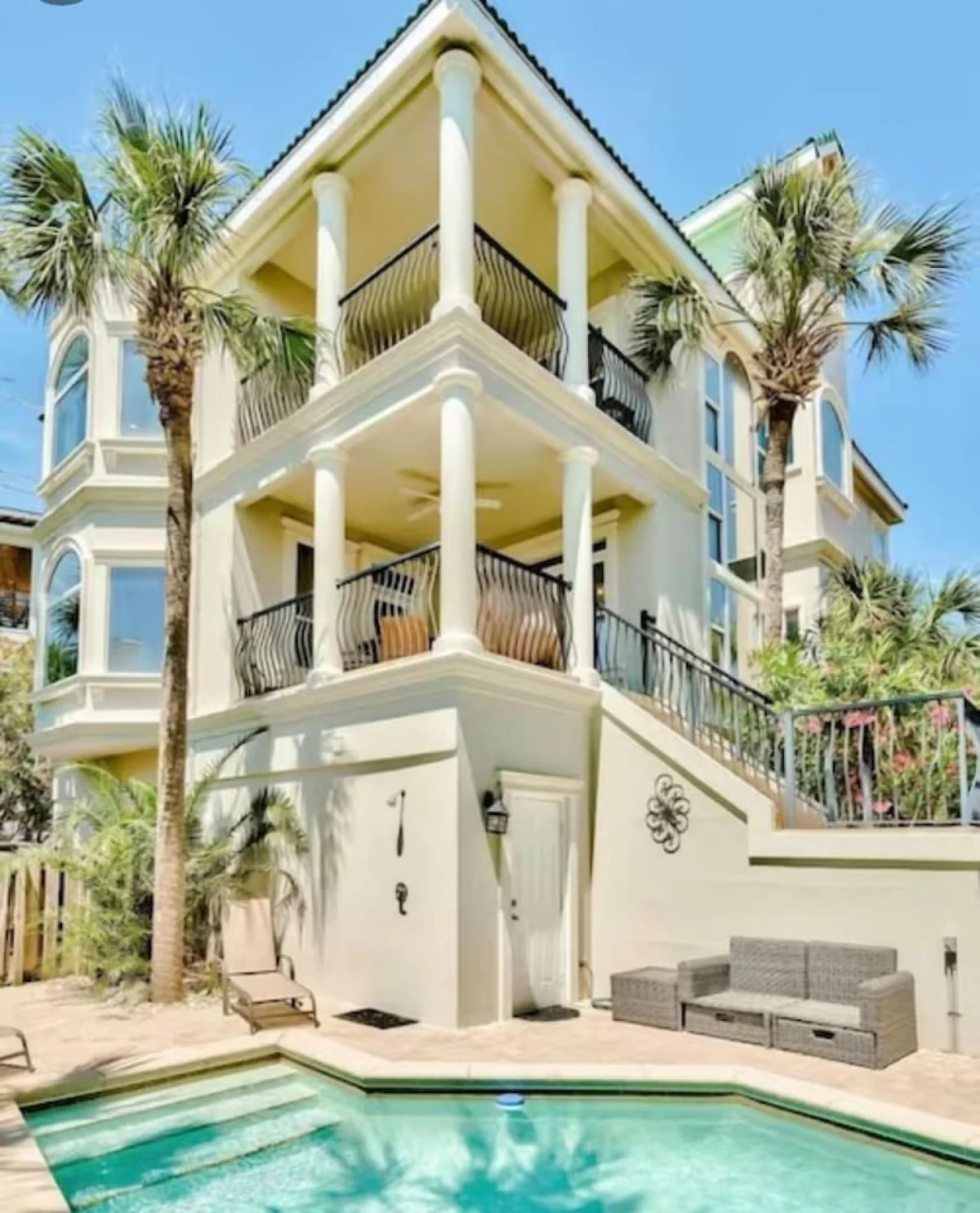 Private Pool - Hot Tub - Gulf Views - Walk to Beach - Chairs included #52