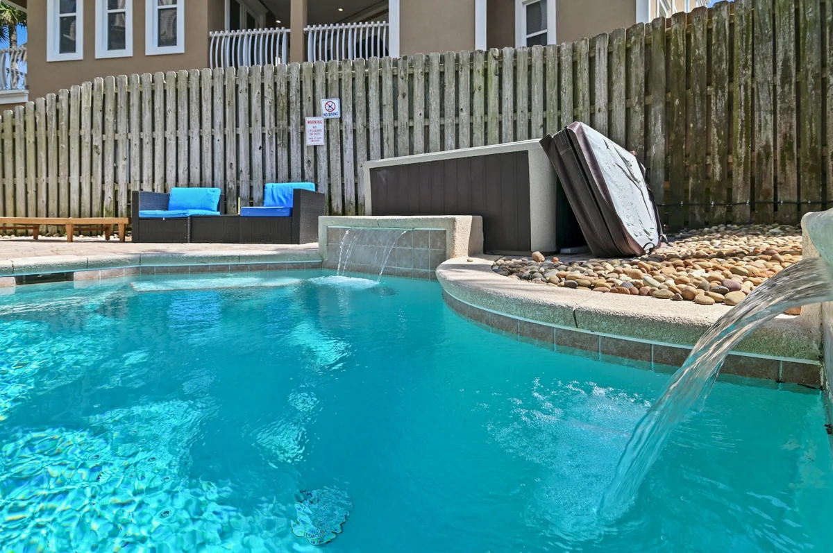 Private Pool - Hot Tub - Gulf Views - Walk to Beach - Chairs included #48