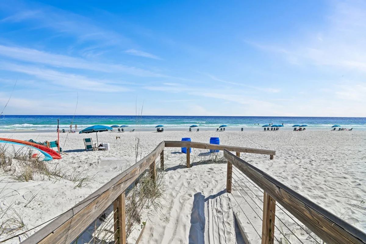 Private Pool - Hot Tub - Gulf Views - Walk to Beach - Chairs included #67