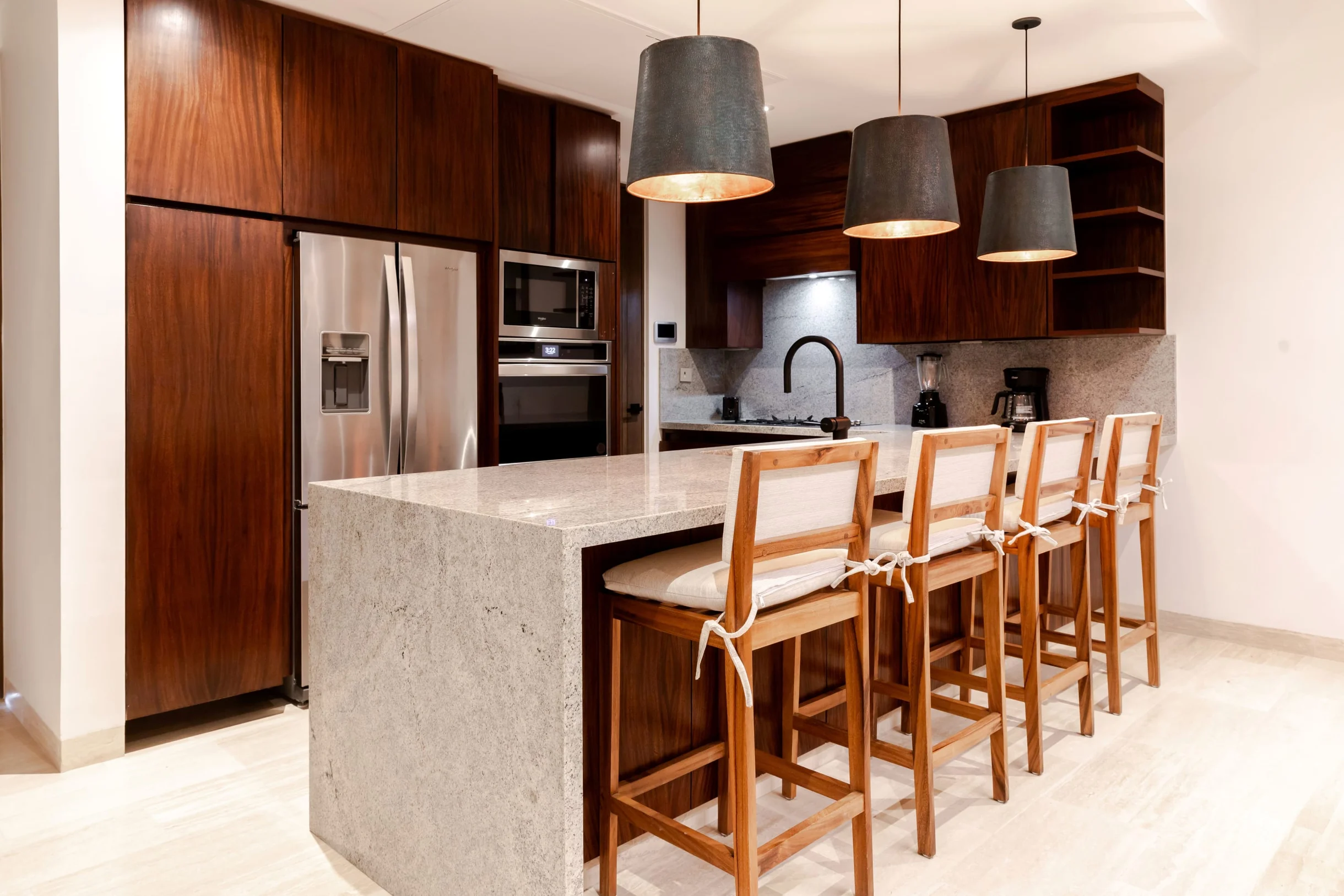 3 Bedroom, 2 Bathroom Penthouse #28