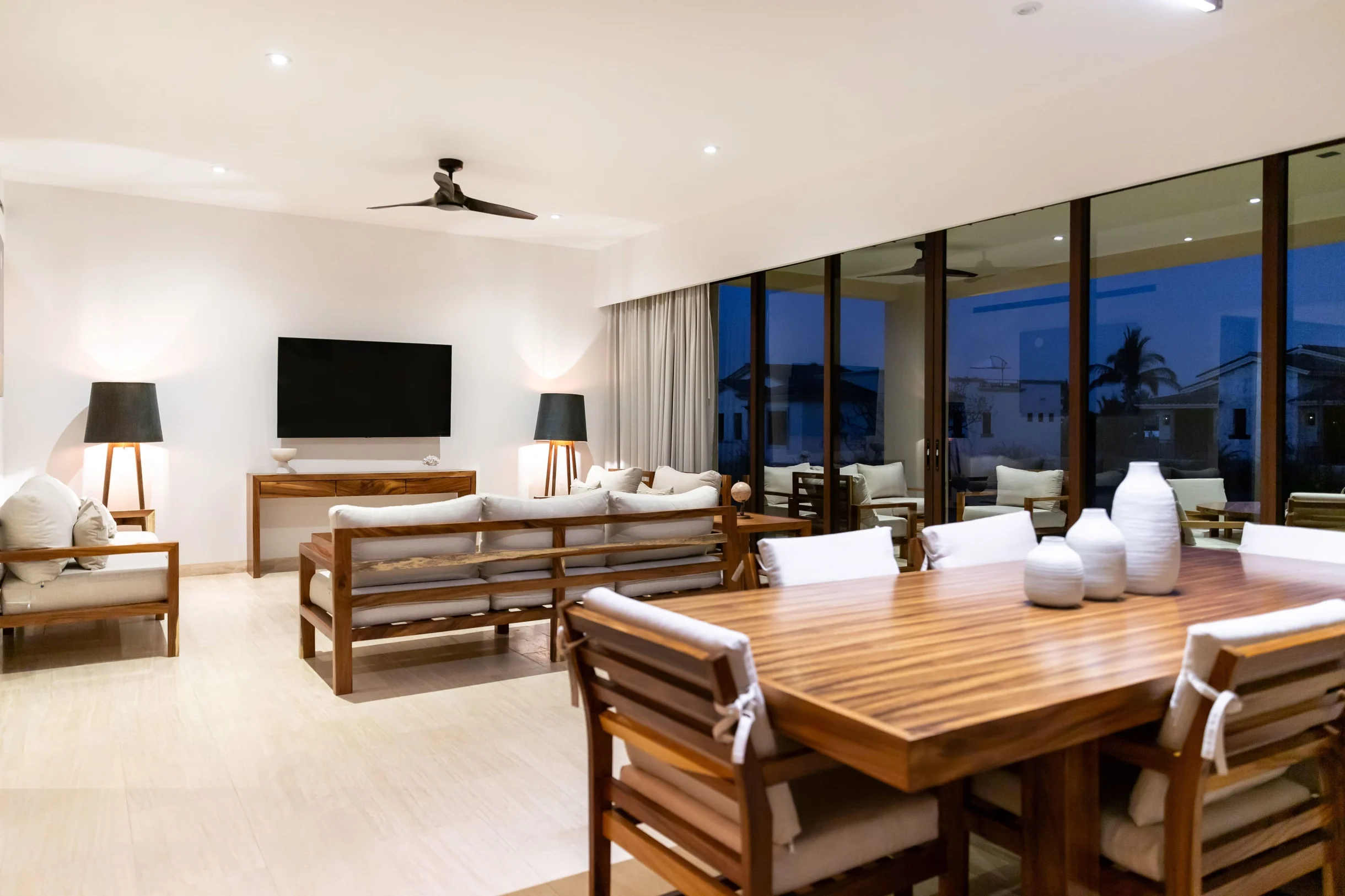3 Bedroom, 2 Bathroom Palm Garden #20