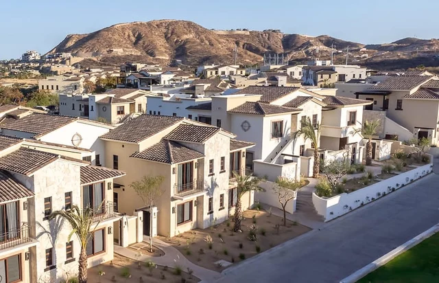 3 Bedroom, 2 Bathroom Penthouse #16