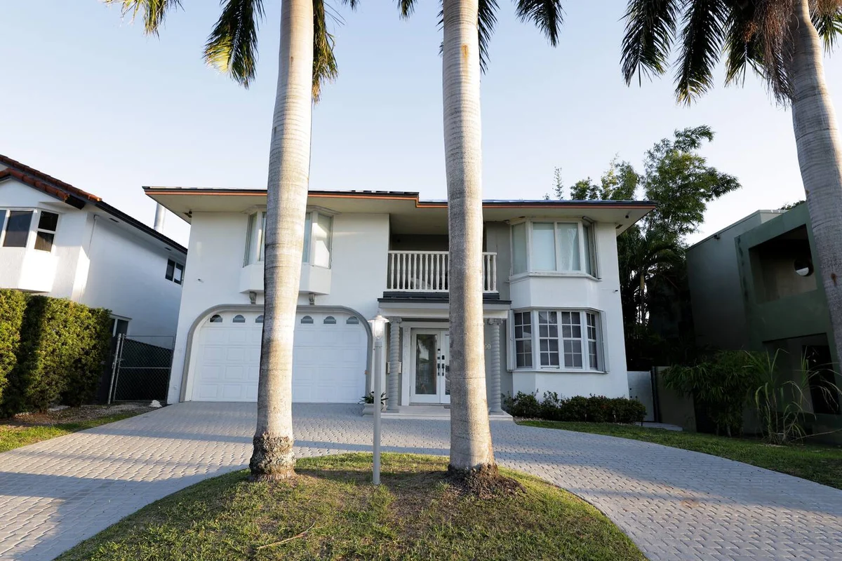 Home in Miami-Dade County property photo 5