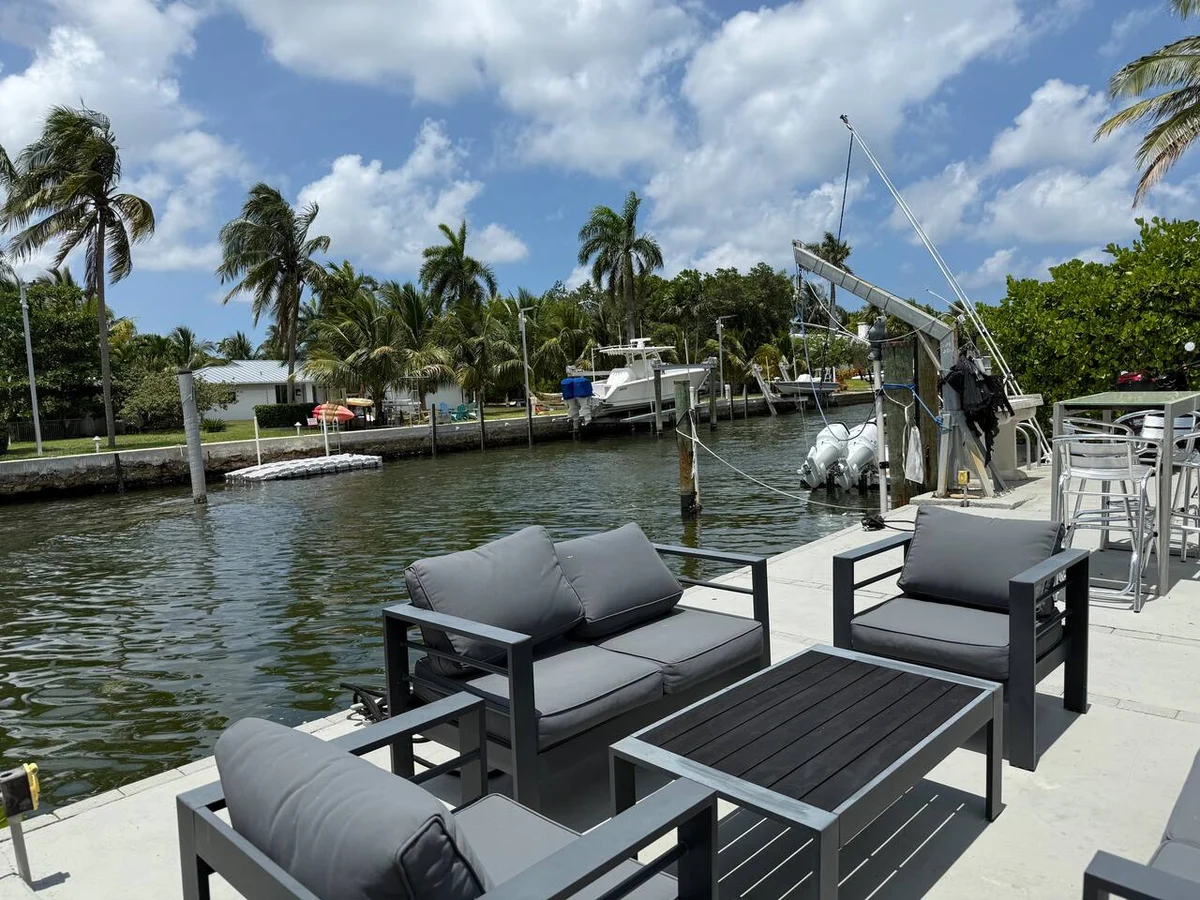 Home in Miami-Dade County property photo 2