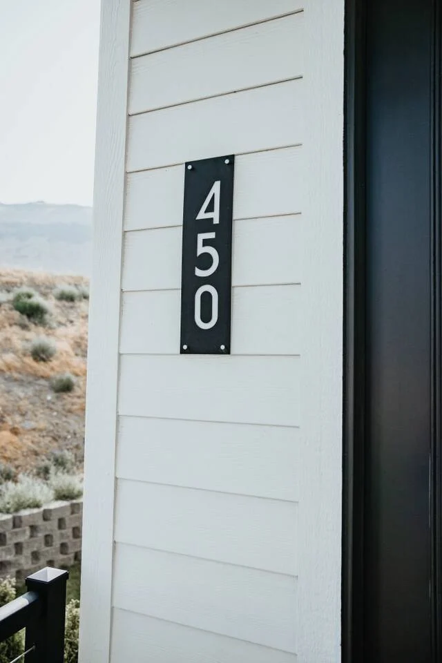 Gorge Getaway Starts Here – 5 Bedroom Vacation Rental in Vantage