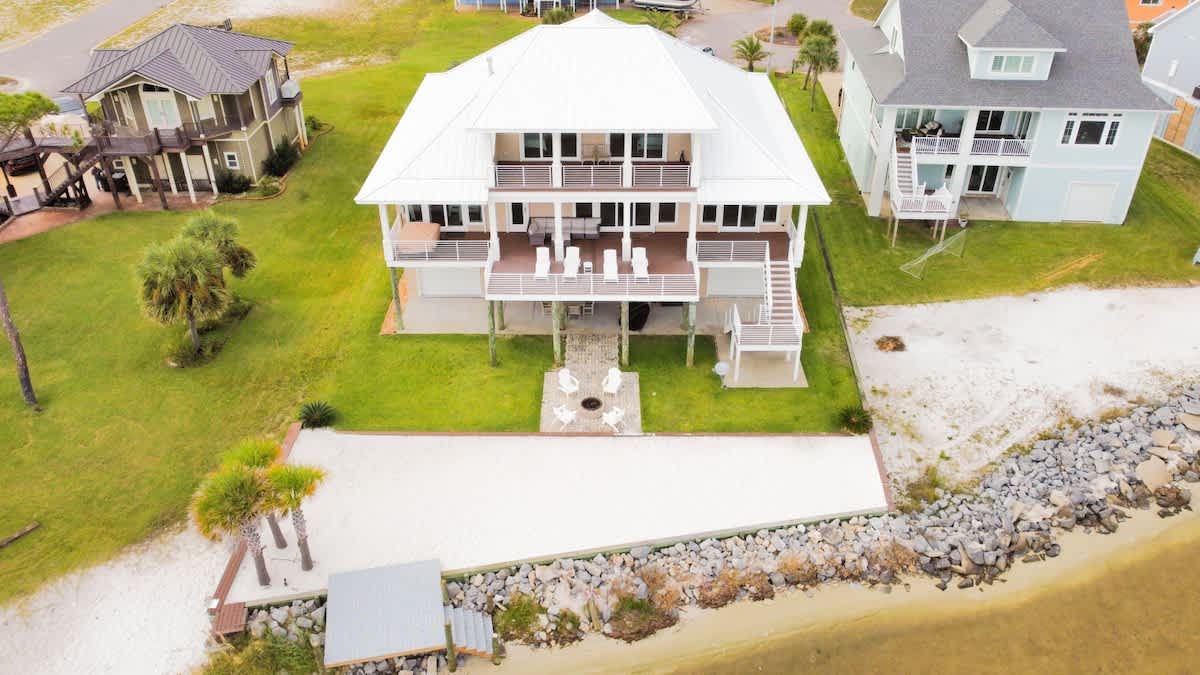 Coastal Bliss property photo 5