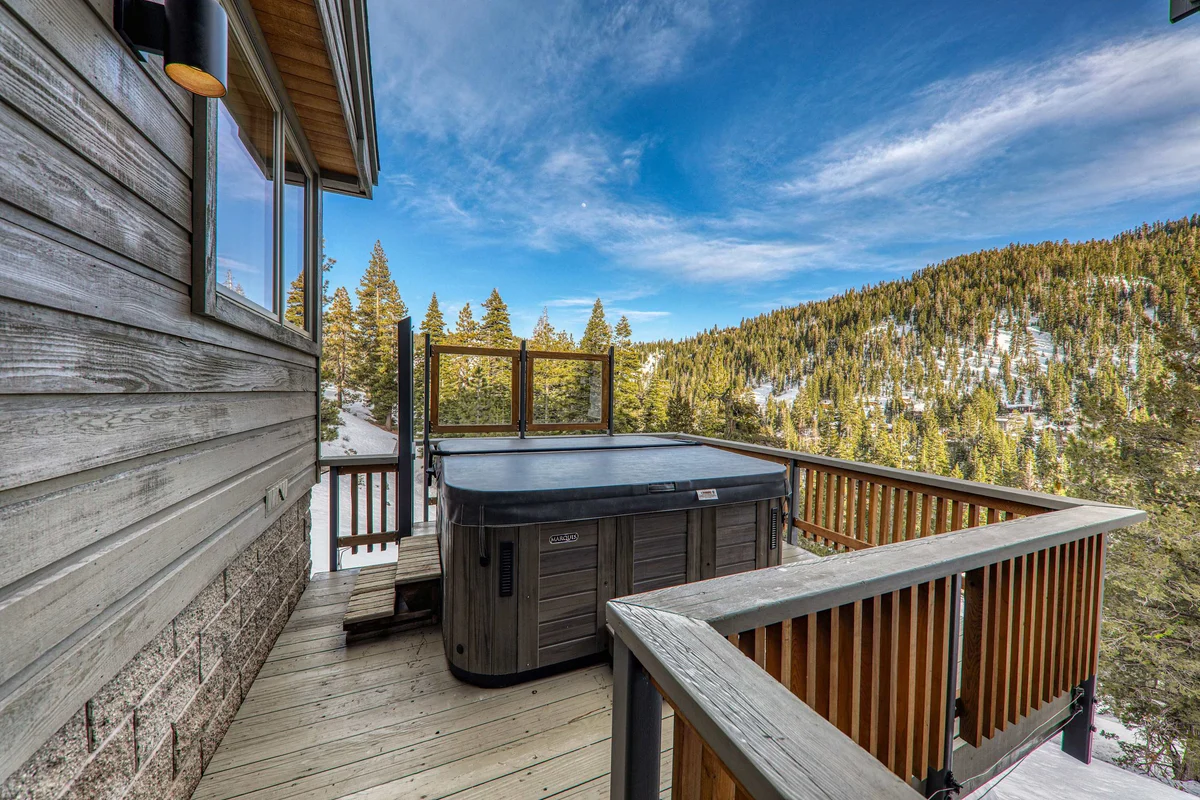 Wander Tahoe Alpine