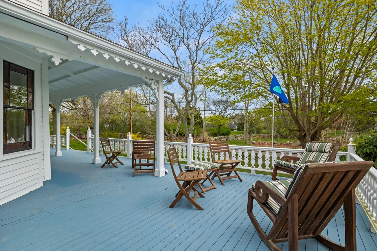 Home in New Shoreham property photo 2