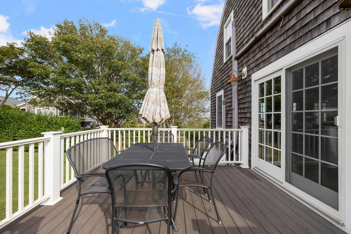Home in New Shoreham property photo 5