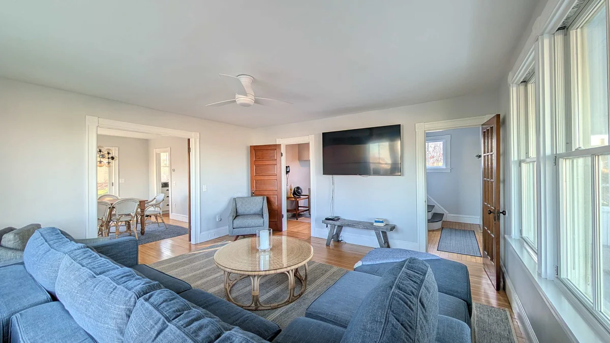 Home in New Shoreham property photo 5