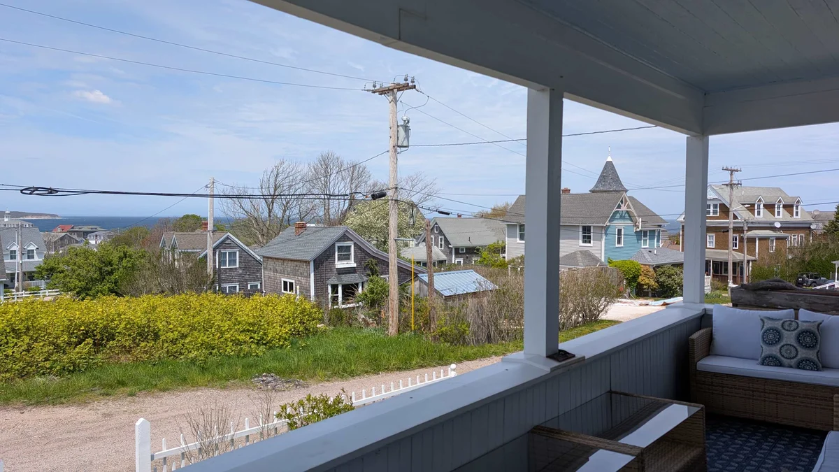 Home in New Shoreham property photo 2