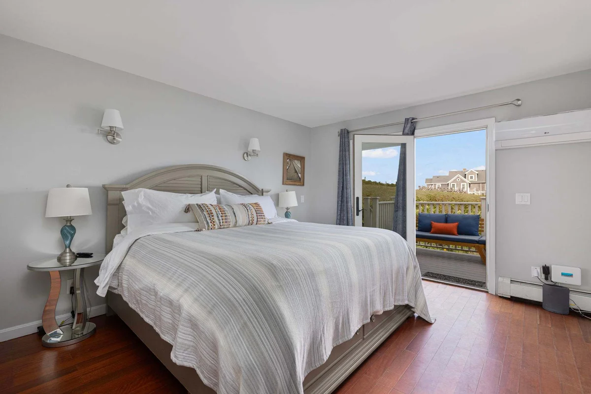 Apartment in New Shoreham property photo 2