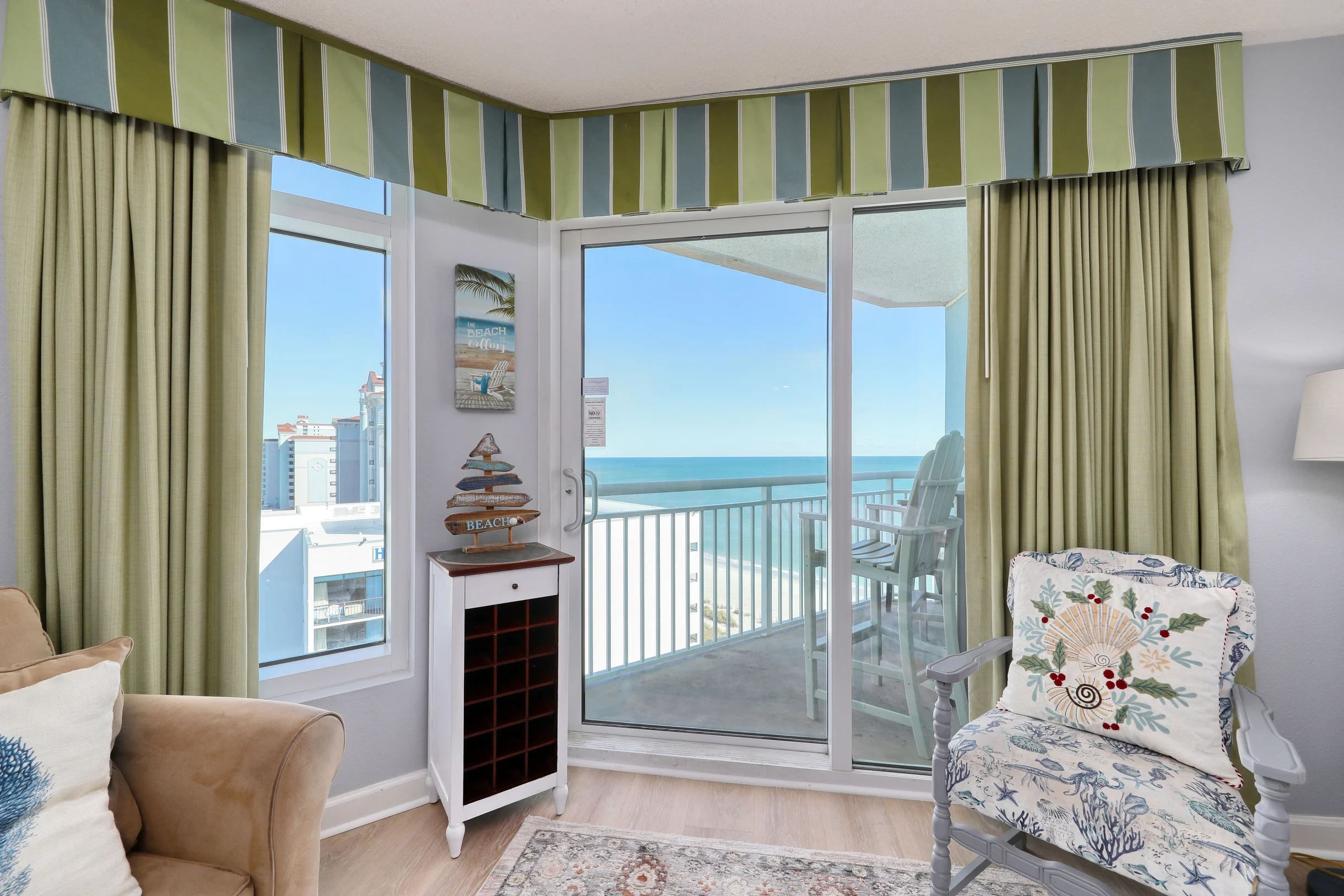 Condo in Myrtle Beach property photo 2
