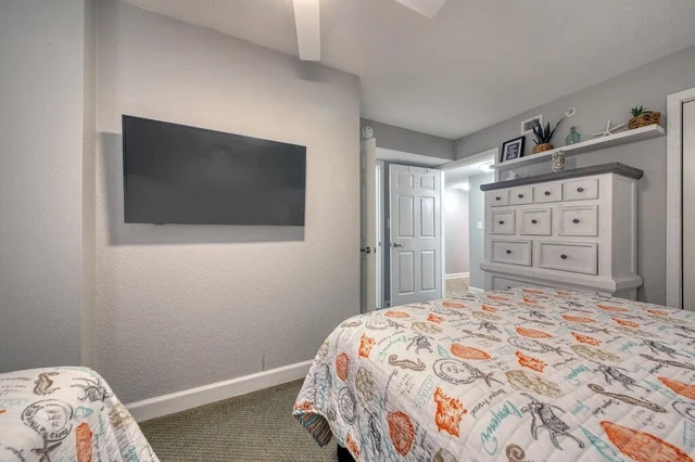 Bedroom 1 image 1