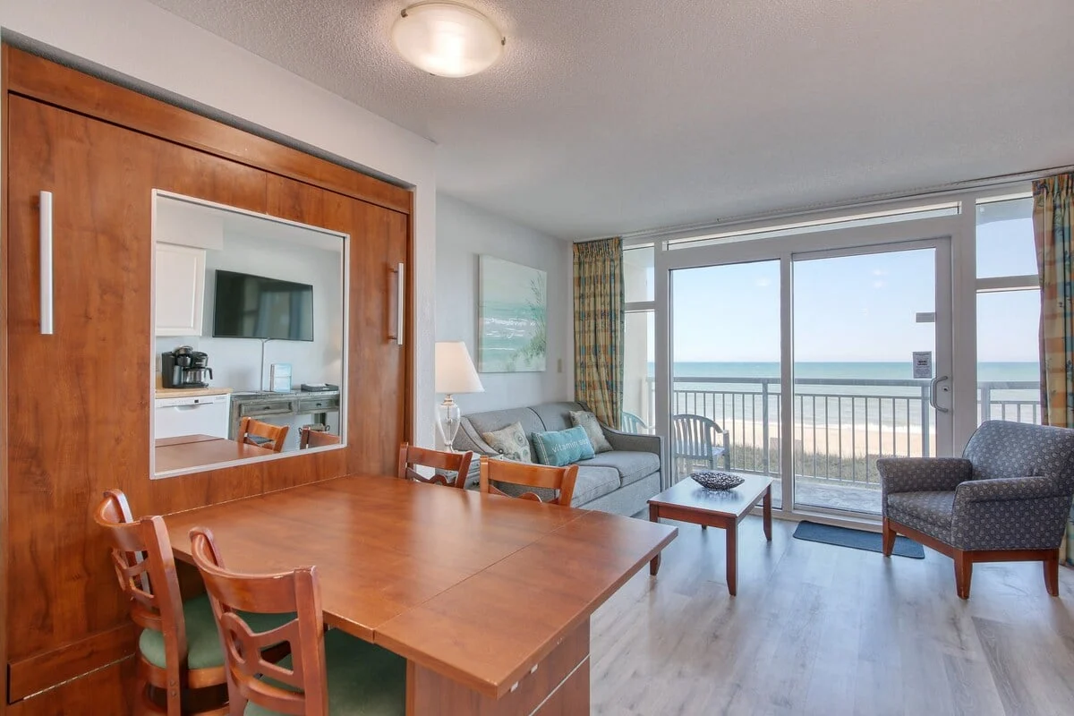 Condo in Myrtle Beach property photo 4
