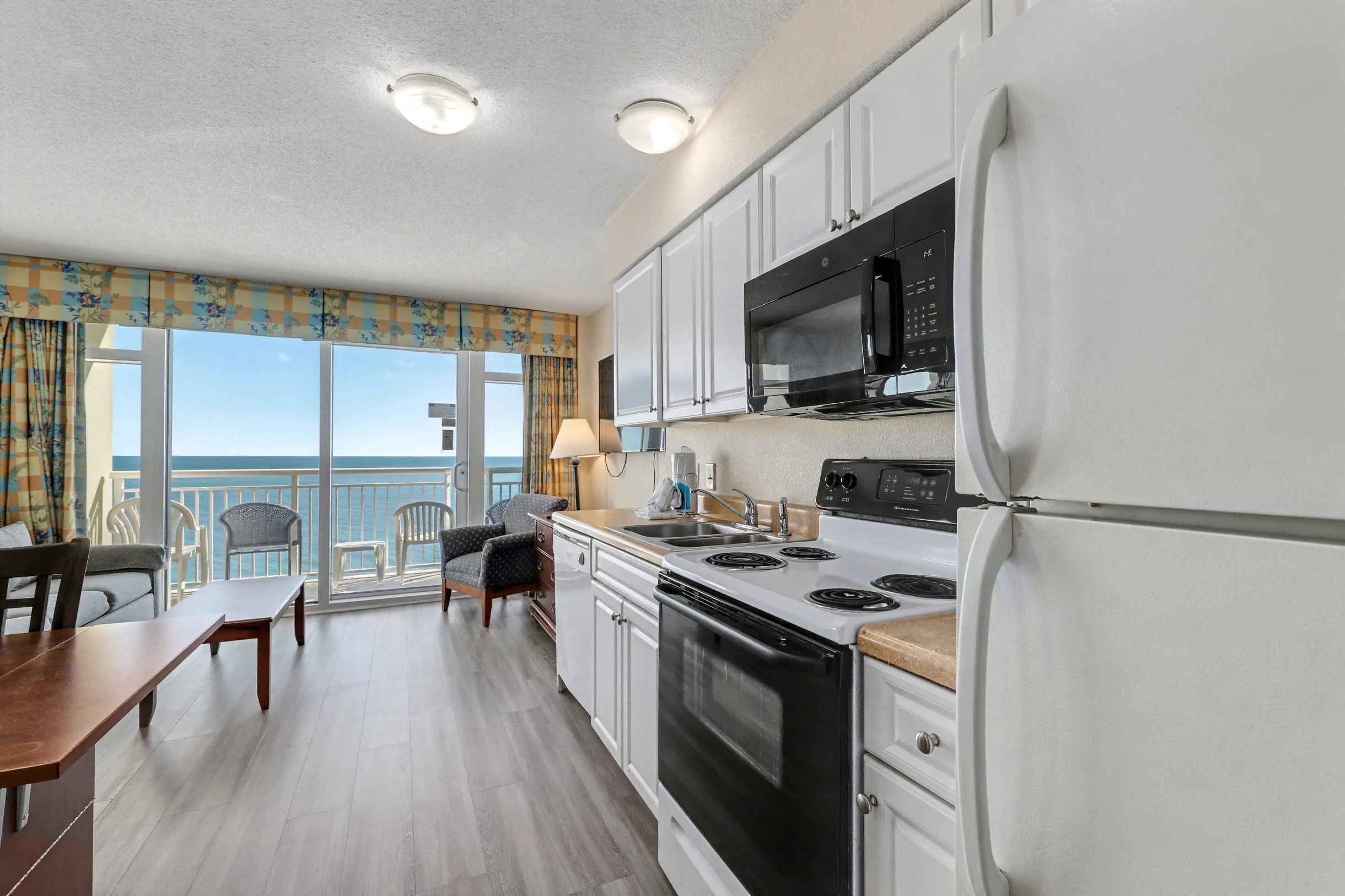 Condo in Myrtle Beach property photo 3