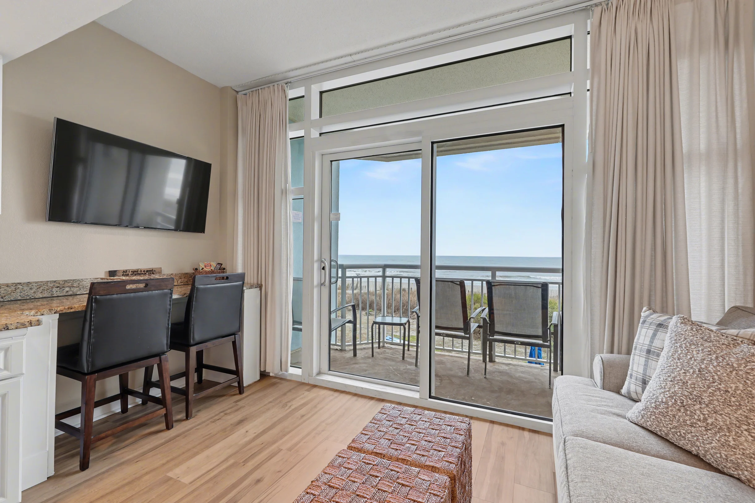 Condo in Myrtle Beach property photo 3
