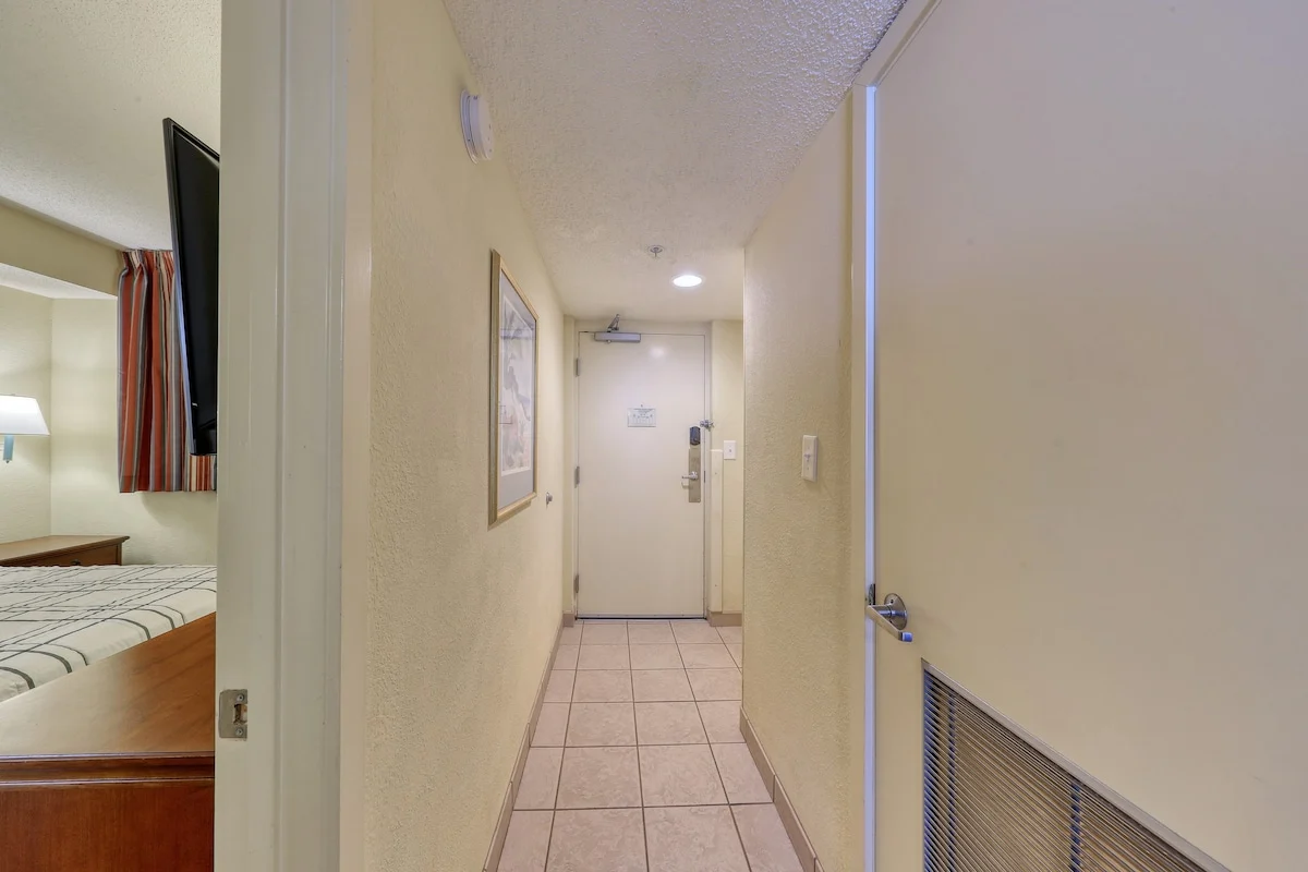 Condo in Myrtle Beach property photo 5