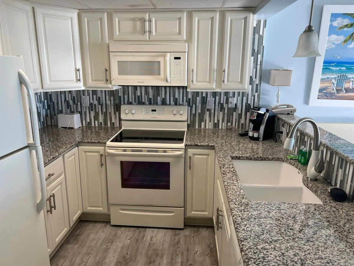 Condo in Myrtle Beach property photo 4
