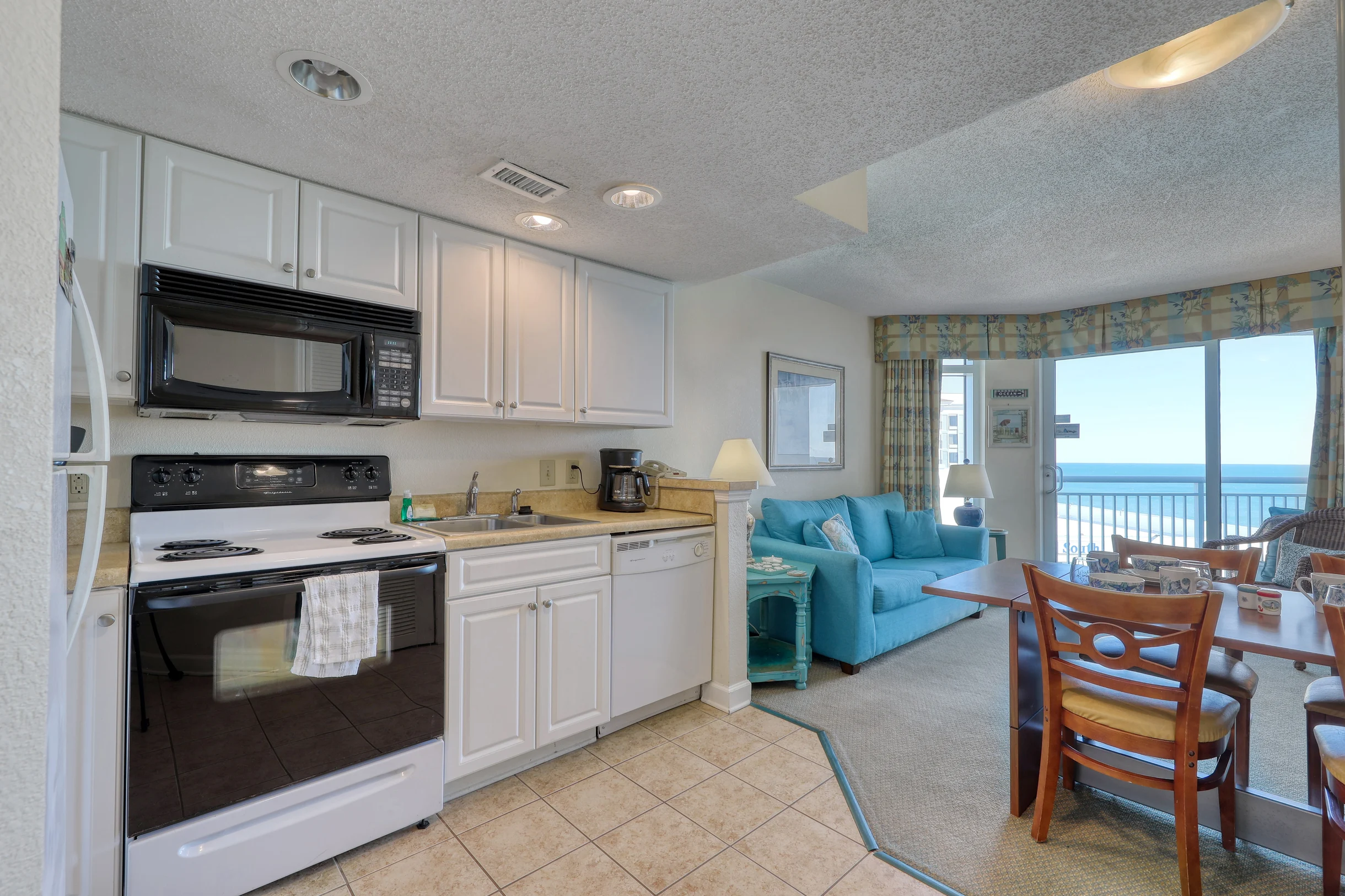 Condo in Myrtle Beach property photo 3