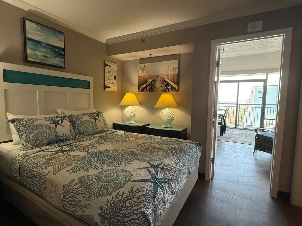 Bedroom 1 image 1