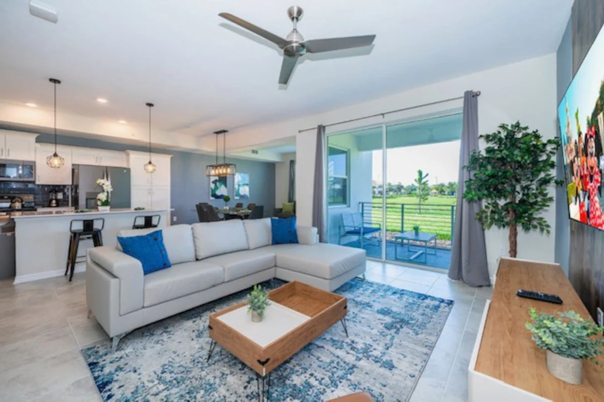Home in Kissimmee property photo 4