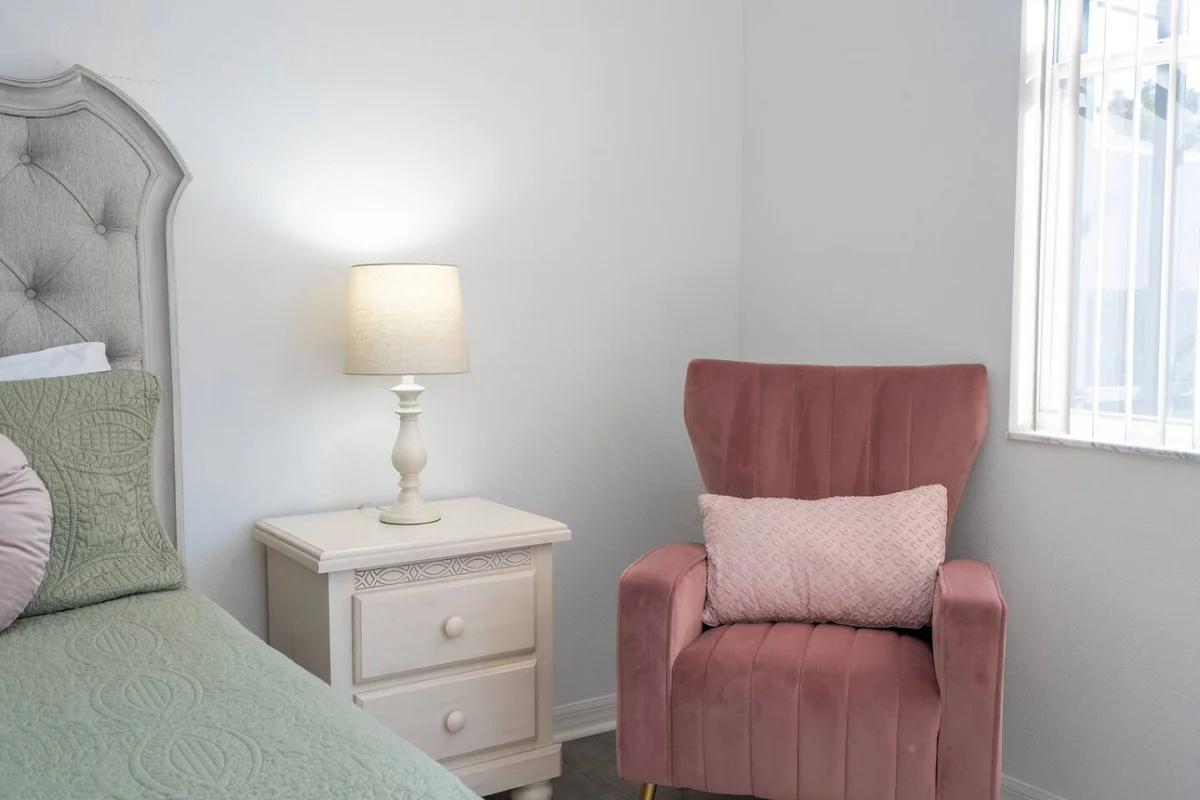 Bedroom 1 image 1