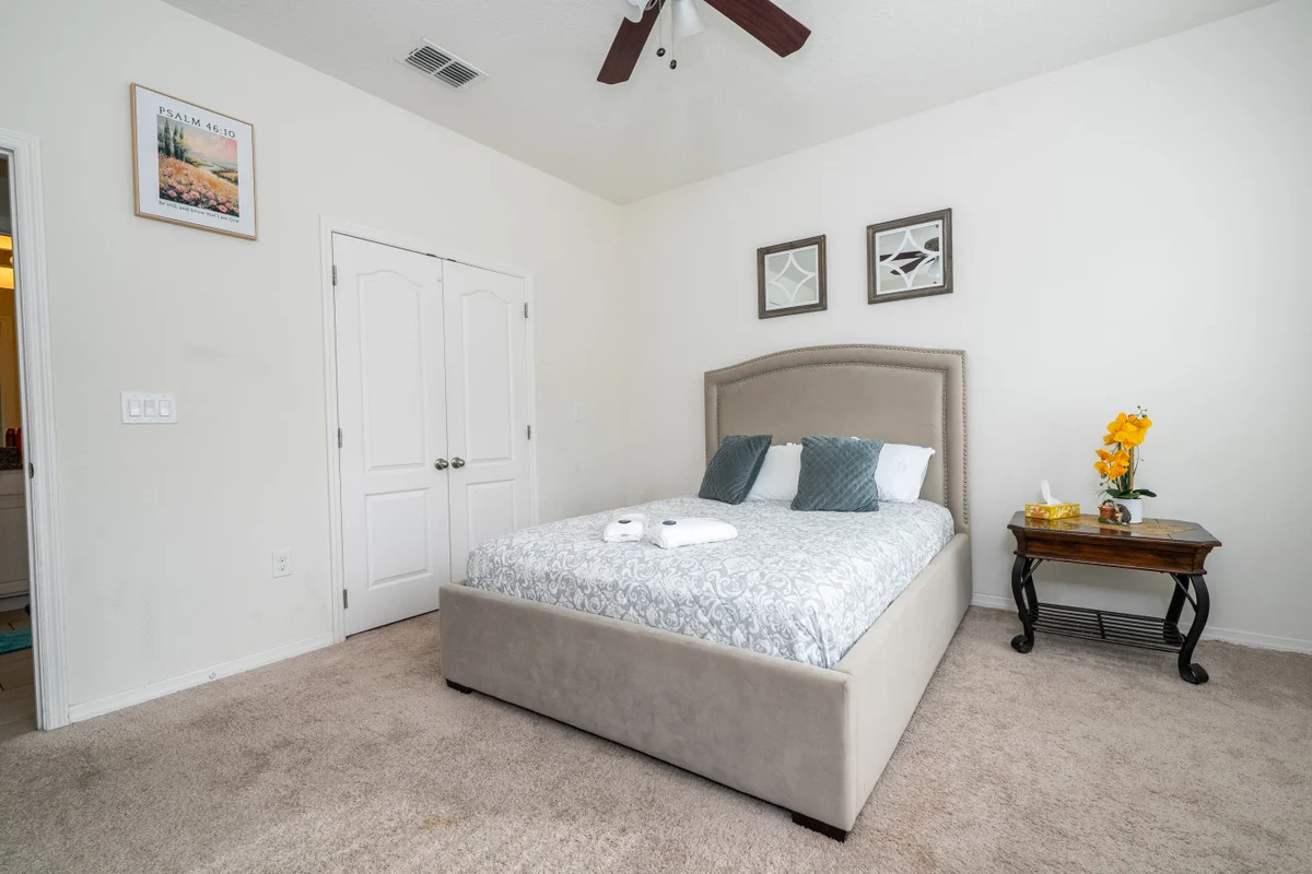 Bedroom 3 image 1