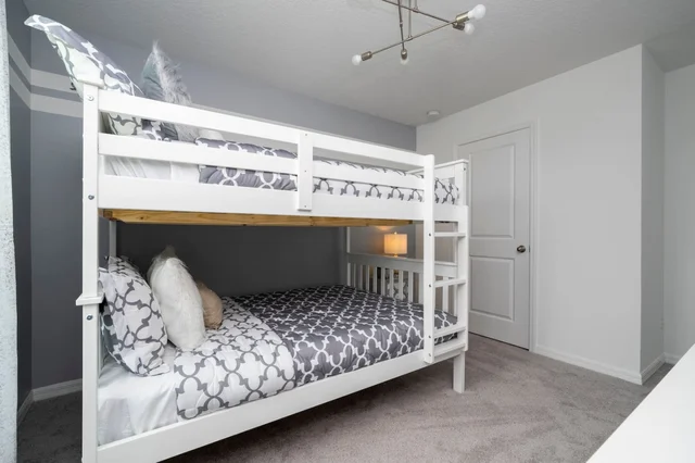 Bedroom 3 image 1