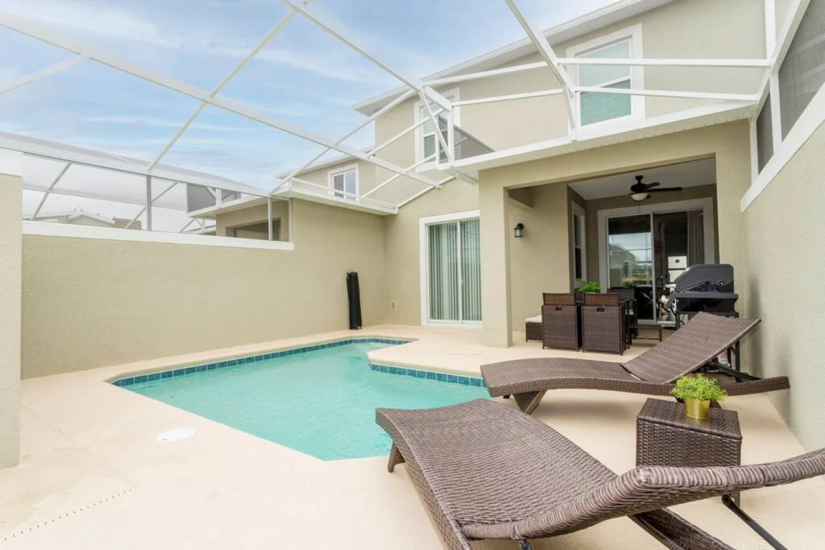 Home in Four Corners property photo 3