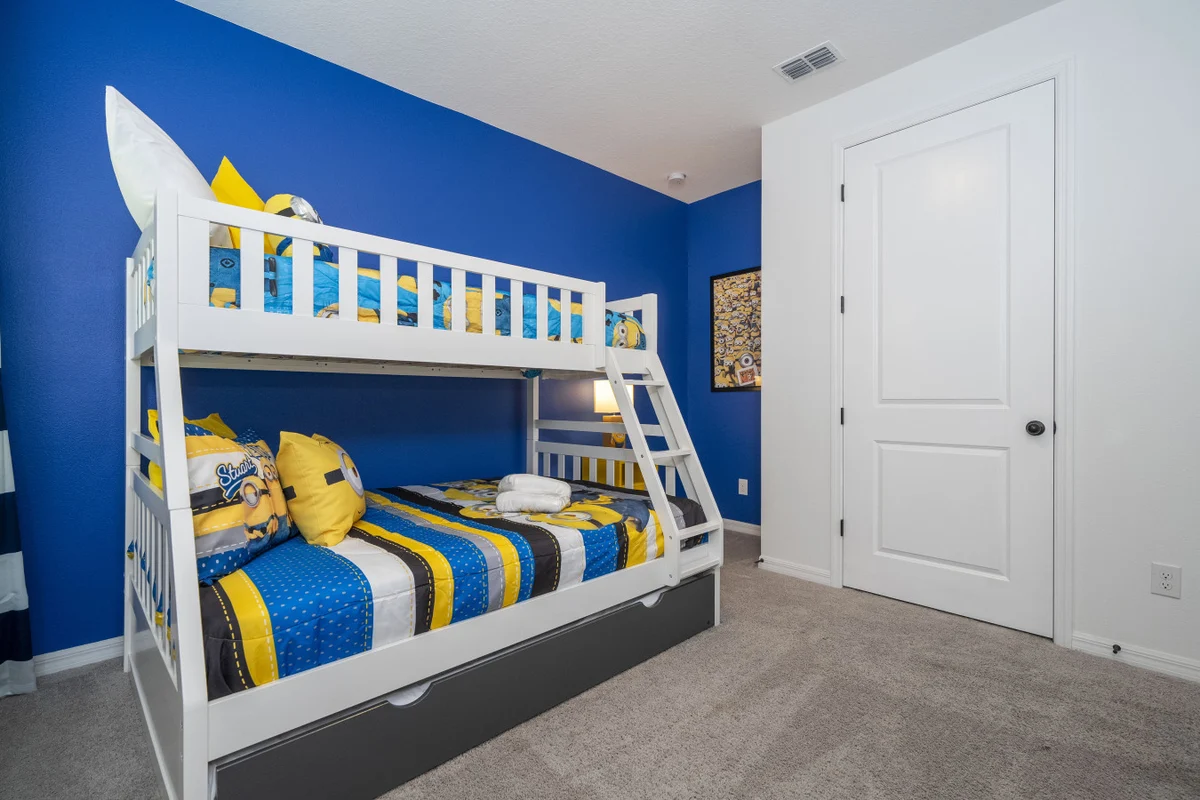 Bedroom 3 image 1