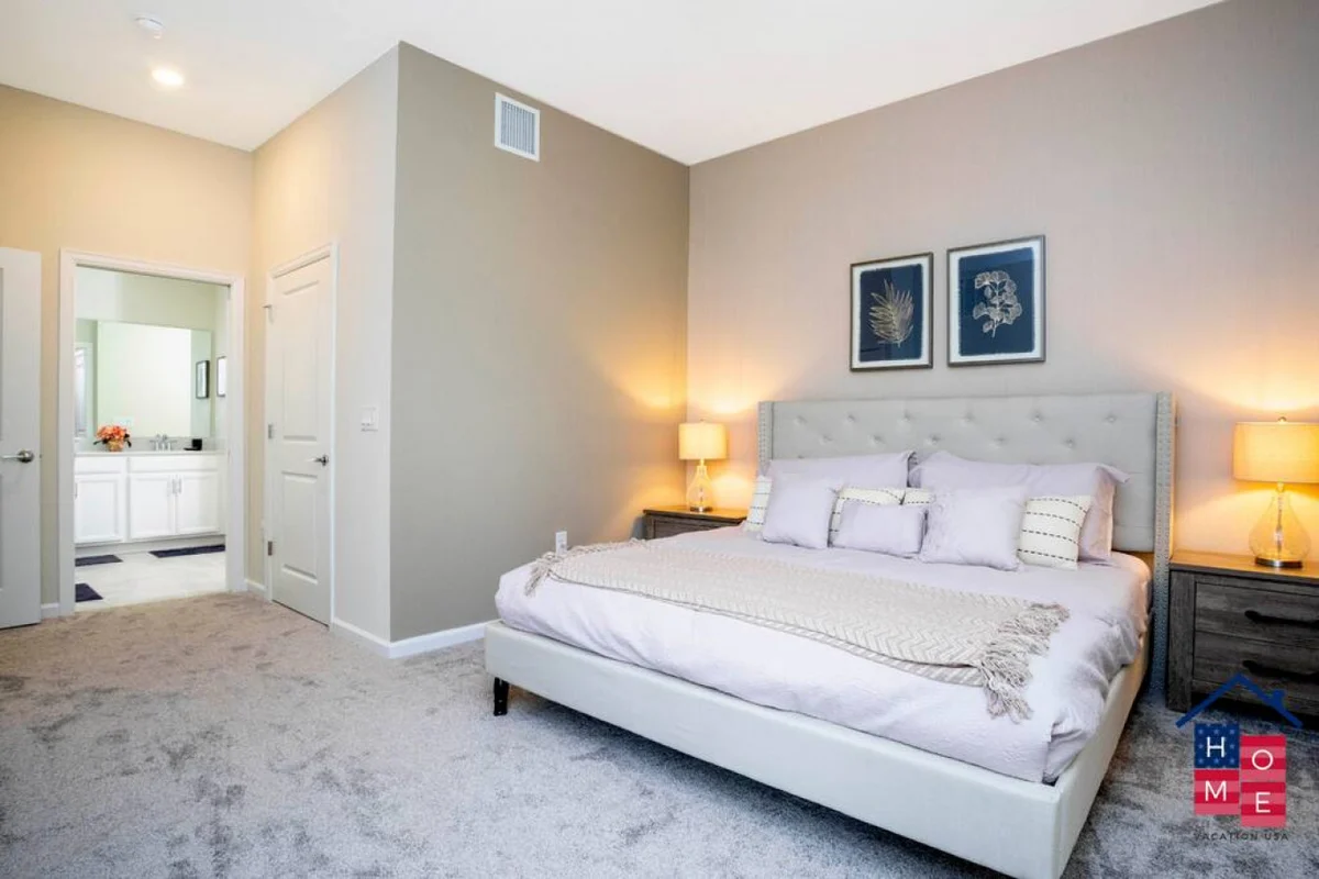 Bedroom 1 image 1