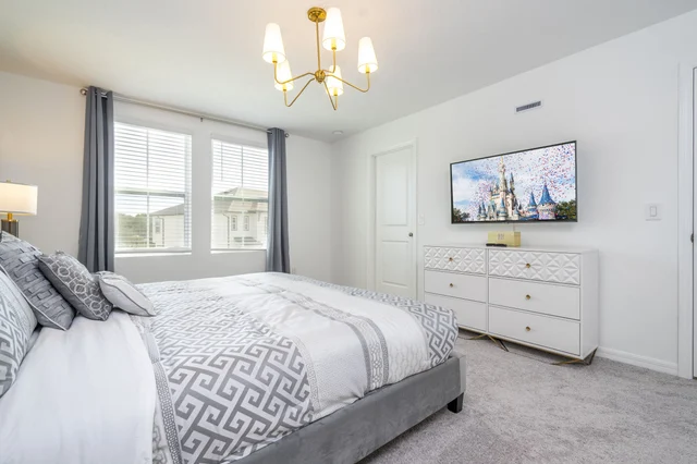 Bedroom 3 image 1