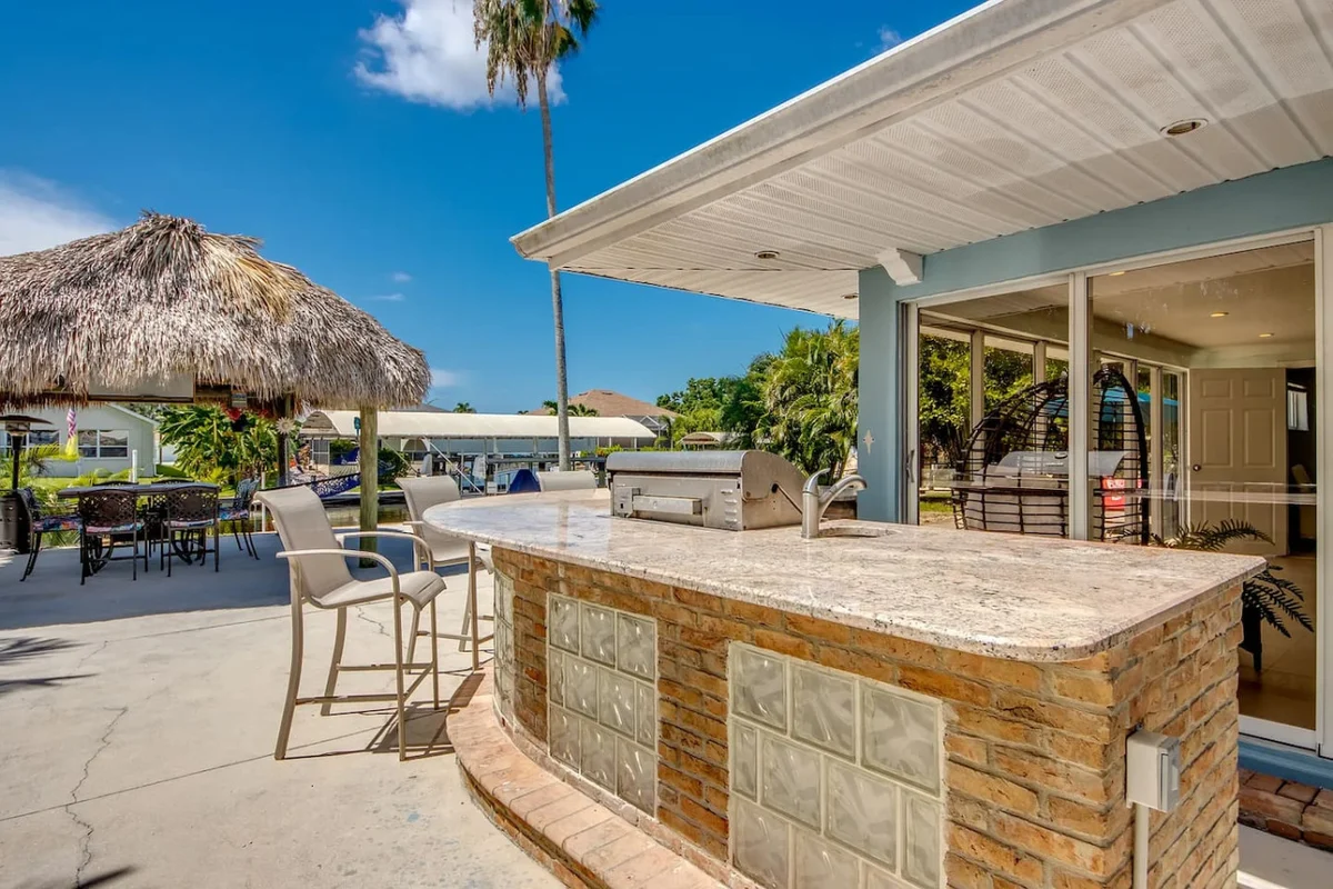 Casa Tiki - Pool, Hot Tub, Canal, Boat Dock, Tiki Hut, Bar, Game Room #14