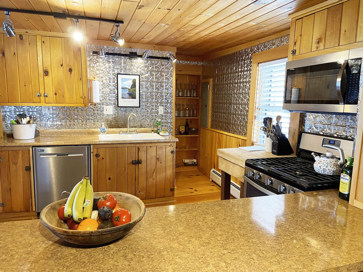 FRENCH WOODS FARMHOUSE | TimeOut NY's Pick | Hot tub | Pond | Dogs OK | NYC=2hr #86
